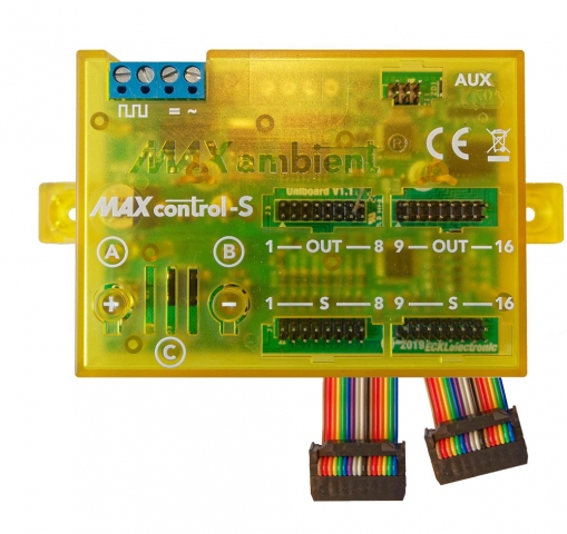 16-Kanal-Lichtsignalcontroller im Set mit einem 2 m FC-16C Kabel