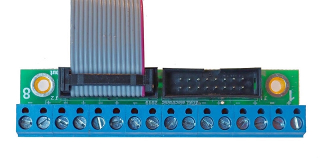 16-polige Anschlussplatine für die MAX control-Serie mit 35 cm Flachbandkabel